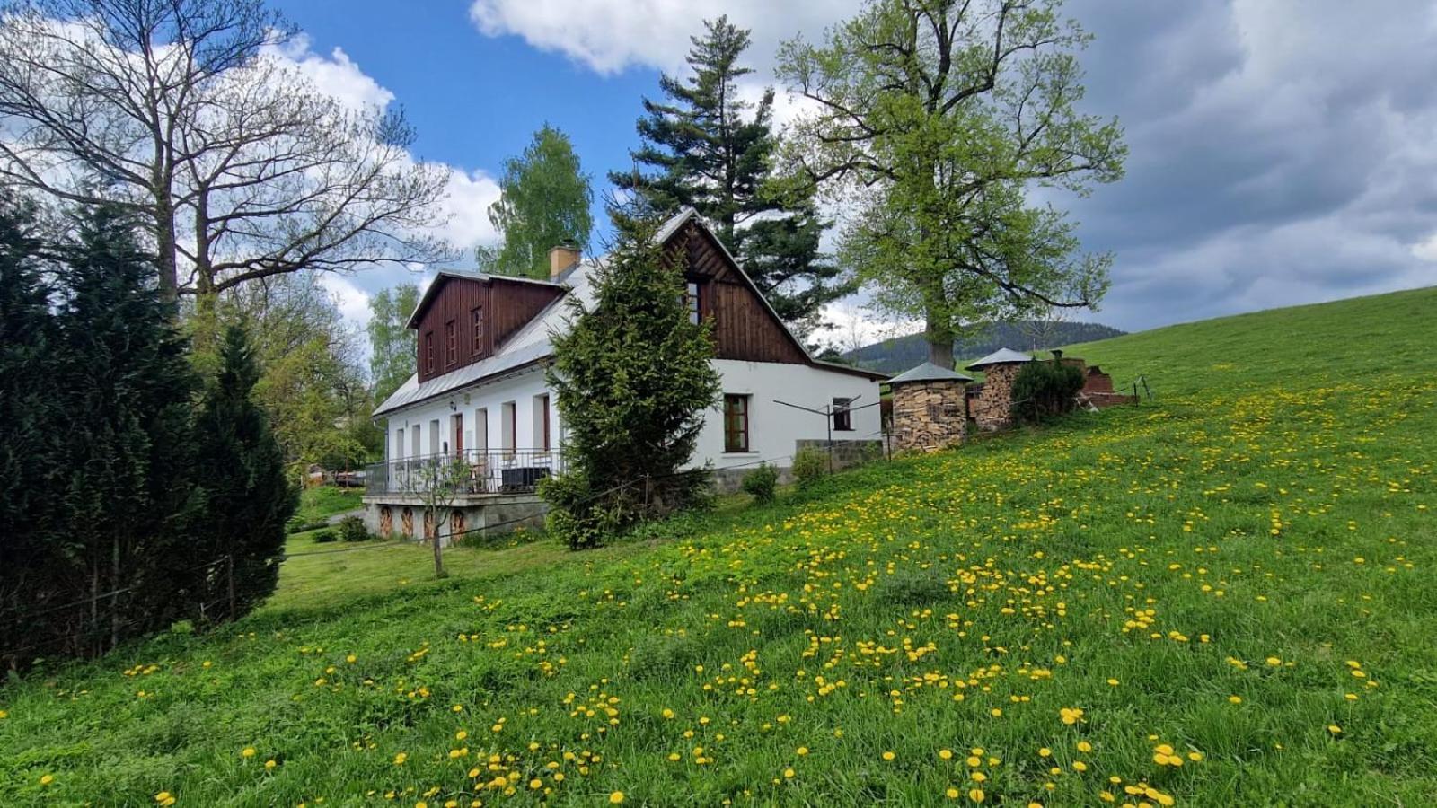 Knezice 25, Chalupa V Krkonosich Vrchlabí Extérieur photo